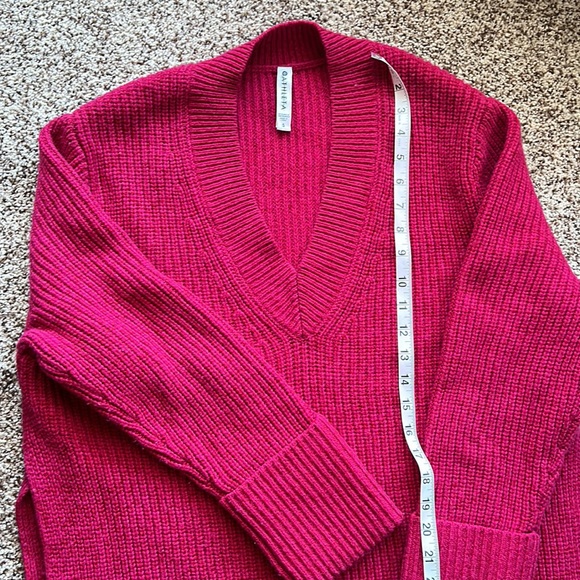 Athleta Shasta V Neck Sweater Hi Low 632081 SMALL FUSCHIA - VERY OVERSIZED - Picture 6 of 7